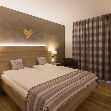 Pensjonat Gaestehaus Funk Bad Feilnbach